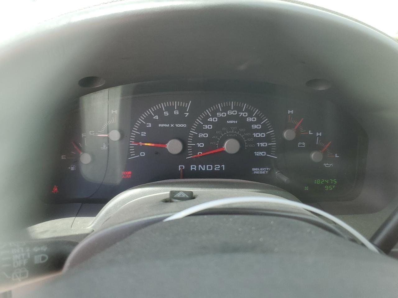 1FMPU16L64LB60216 2004 Ford Expedition Xlt