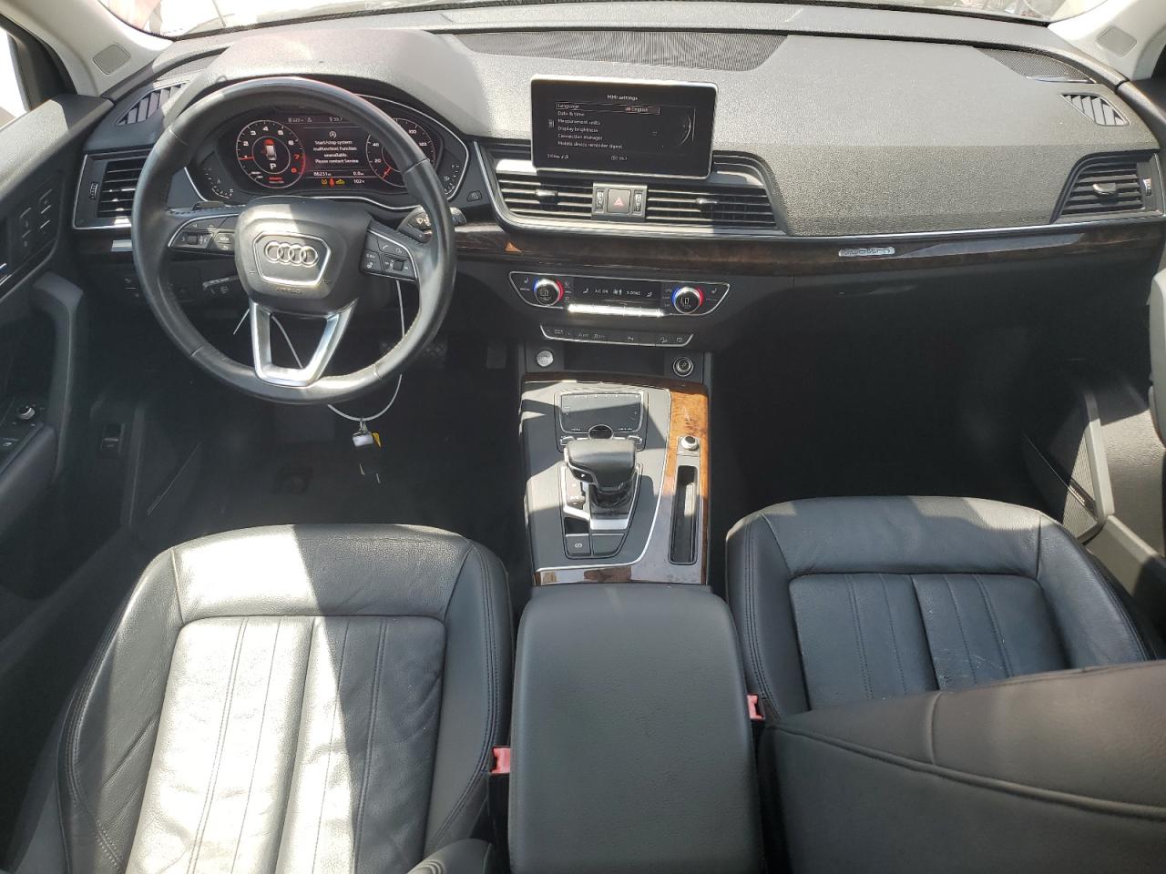 WA1BNAFY5J2044573 2018 Audi Q5 Premium Plus