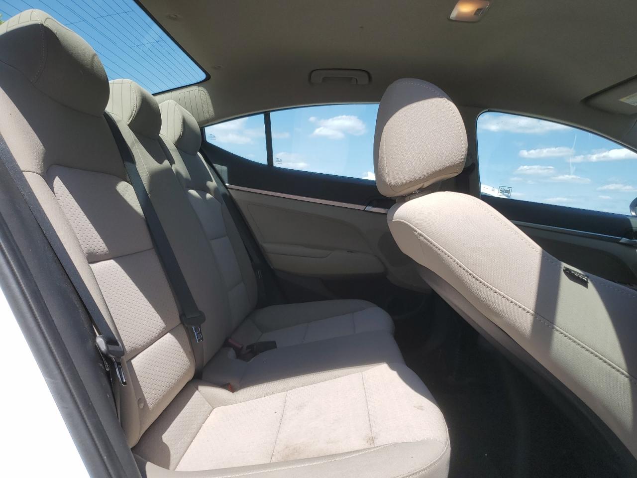 5NPD74LFXKH473270 2019 Hyundai Elantra Se