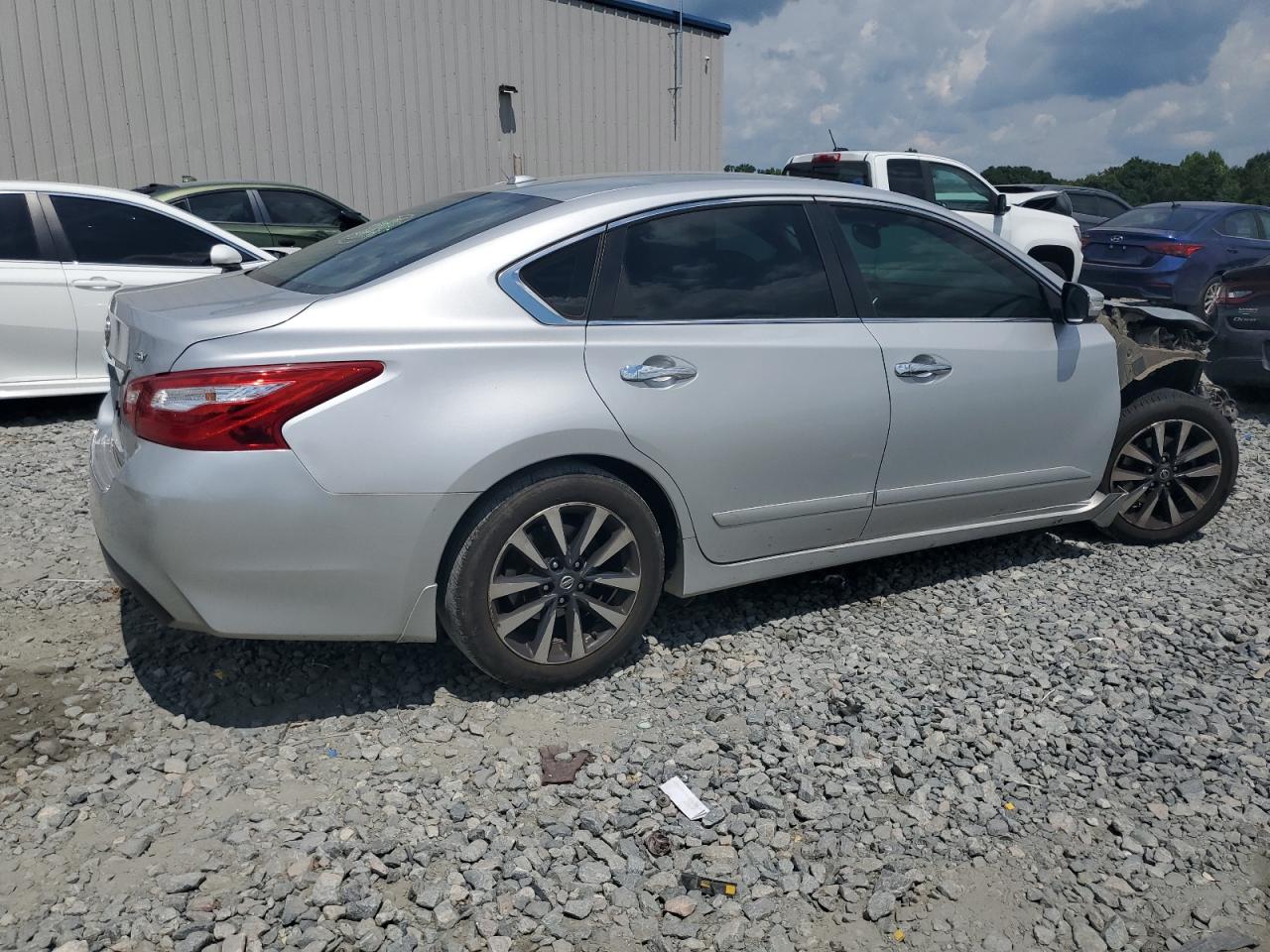 2016 Nissan Altima 2.5 vin: 1N4AL3AP1GC198515