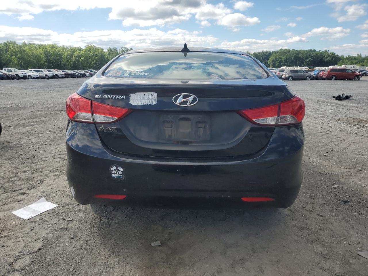 2013 Hyundai Elantra Gls vin: 5NPDH4AE7DH331856