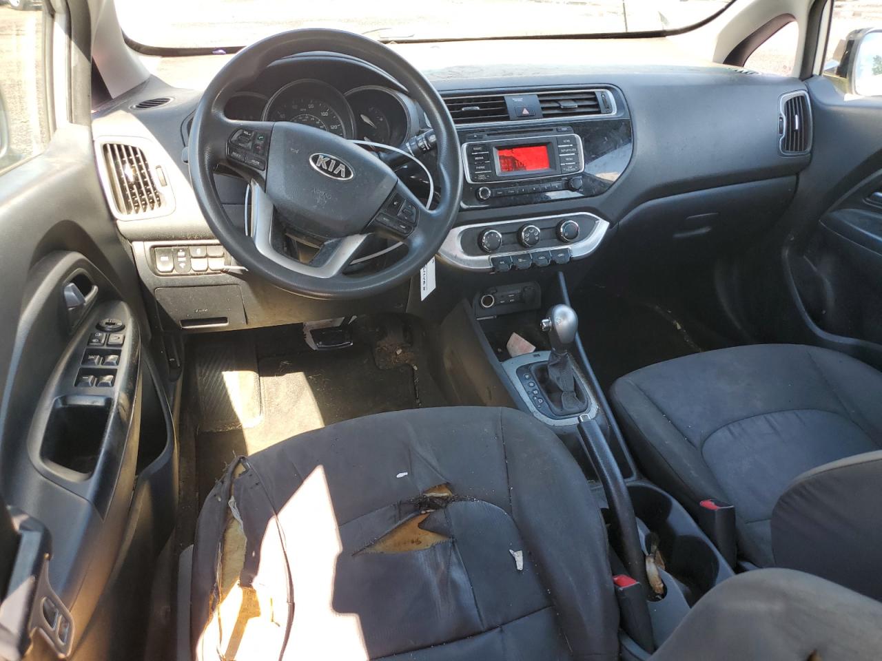 KNADM4A30H6010765 2017 Kia Rio Lx