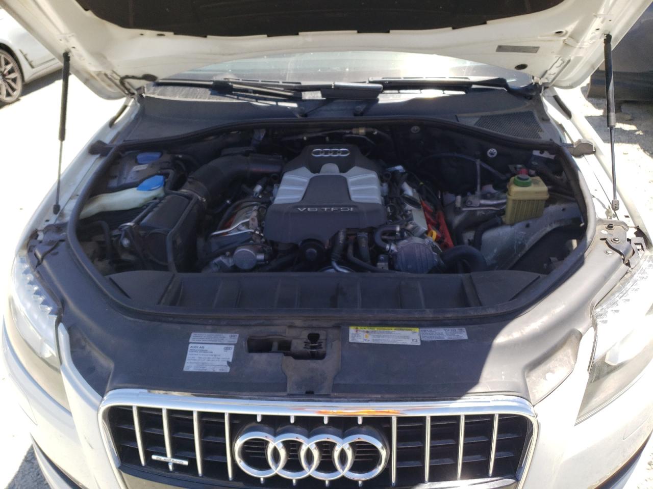 WA1CGAFE8FD005878 2015 Audi Q7 Premium