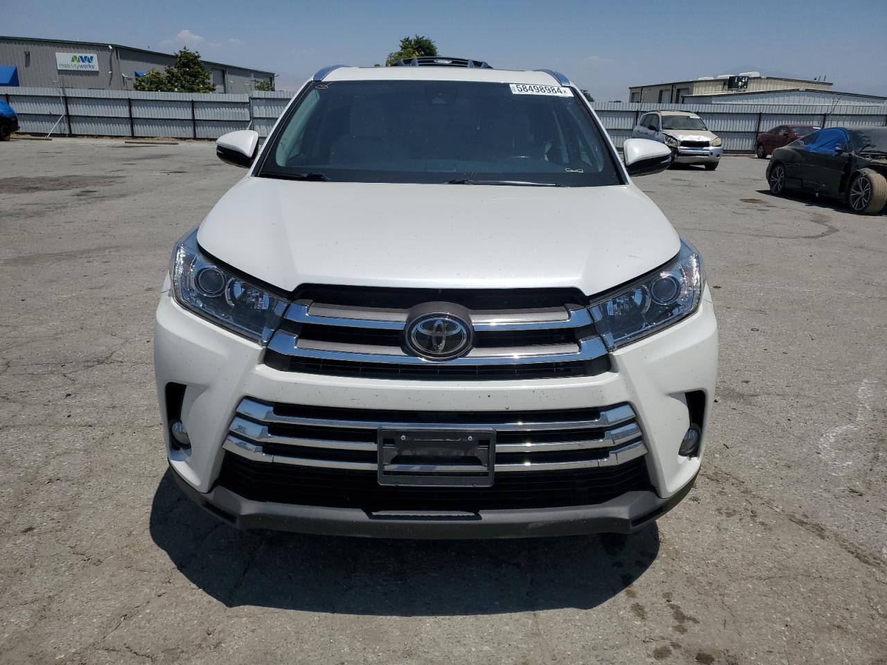 2018 Toyota Highlander Limited vin: 5TDDZRFH1JS824953