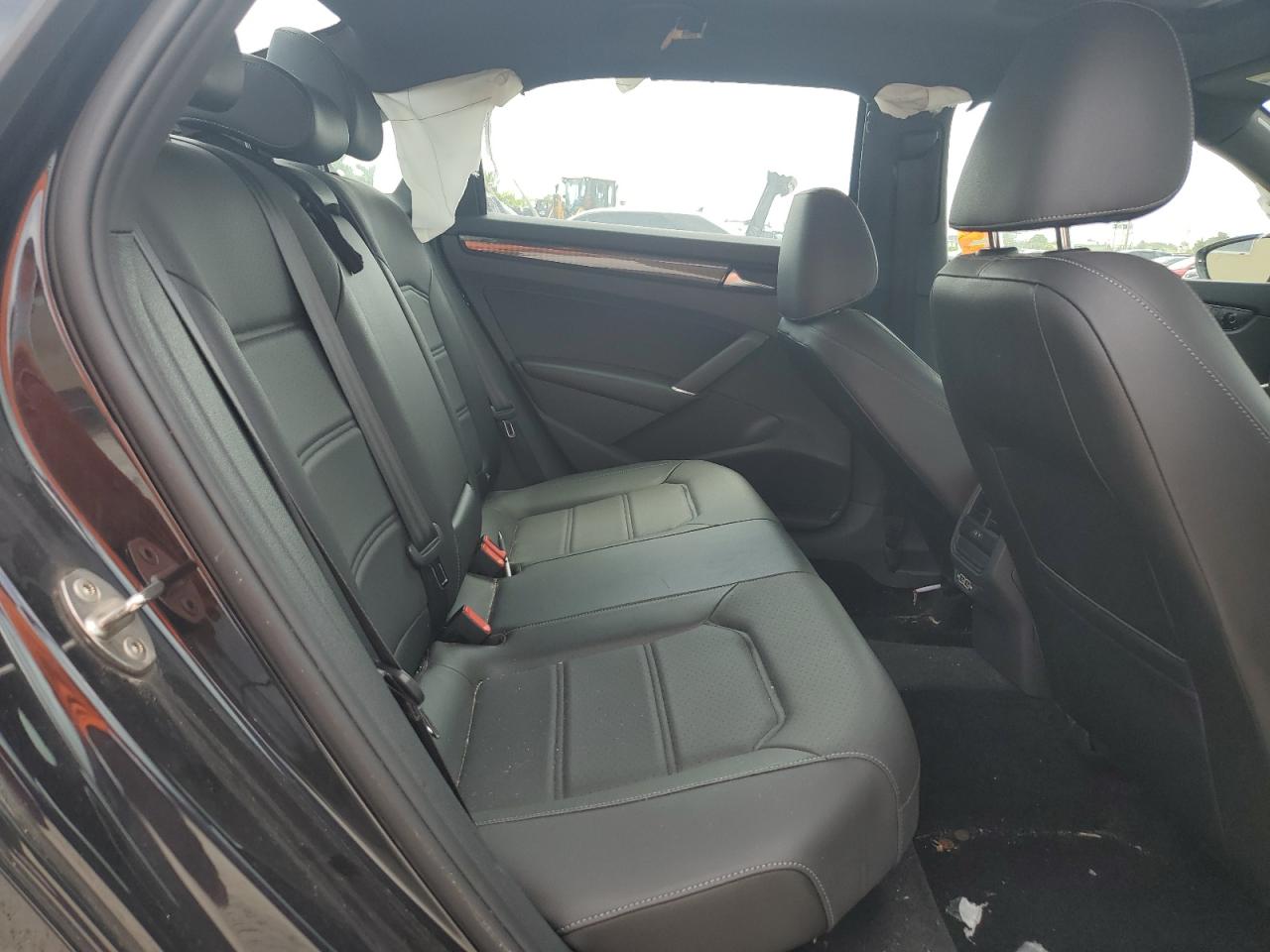 1VWMA7A35NC006640 2022 Volkswagen Passat R-Line