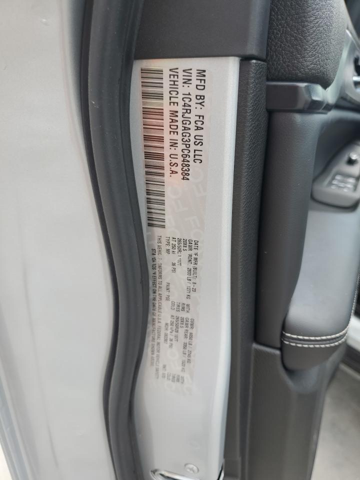 1C4RJGAG3PC648384 2023 Jeep Grand Cherokee Laredo