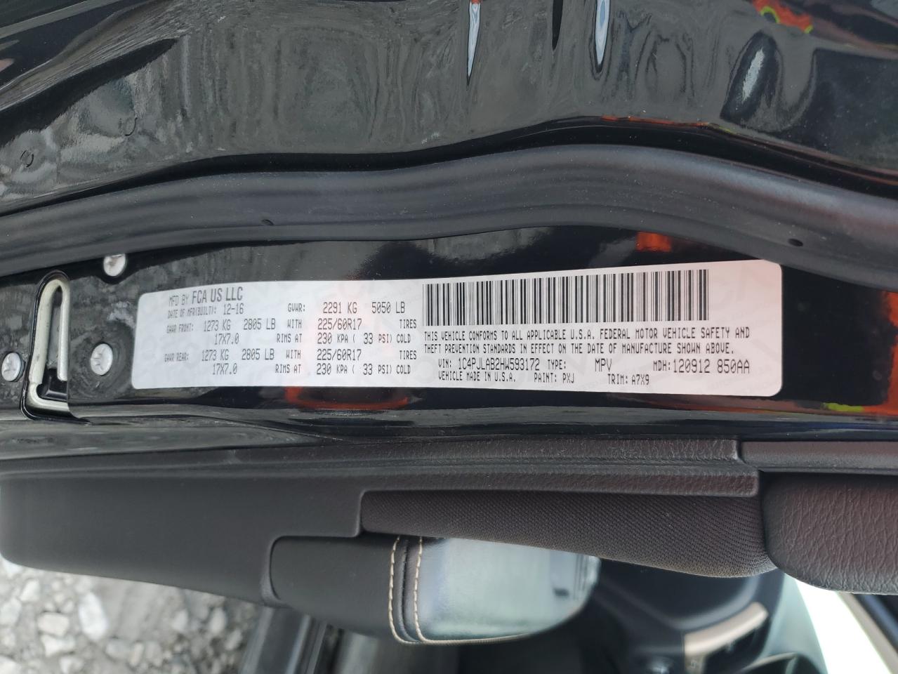 1C4PJLAB2HW593172 2017 Jeep Cherokee Sport