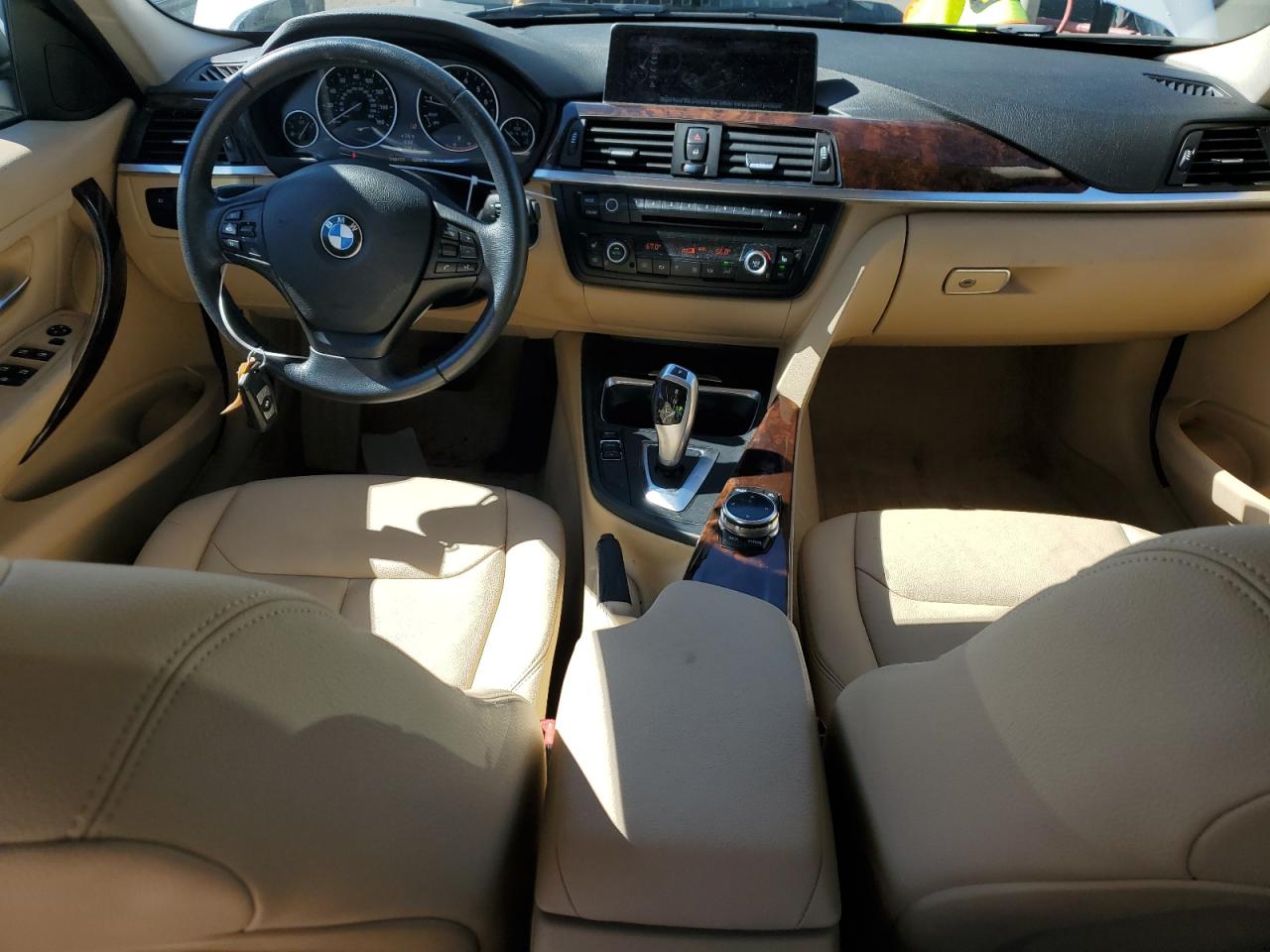 WBA3C3C5XEF987415 2014 BMW 320 I xDrive