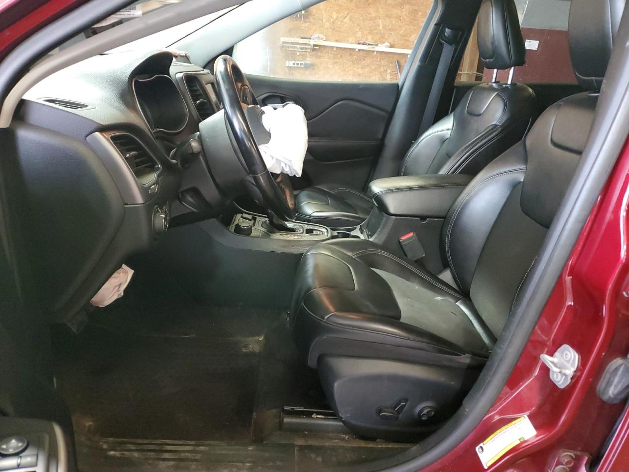 1C4PJMLX0KD224232 2019 Jeep Cherokee Latitude Plus