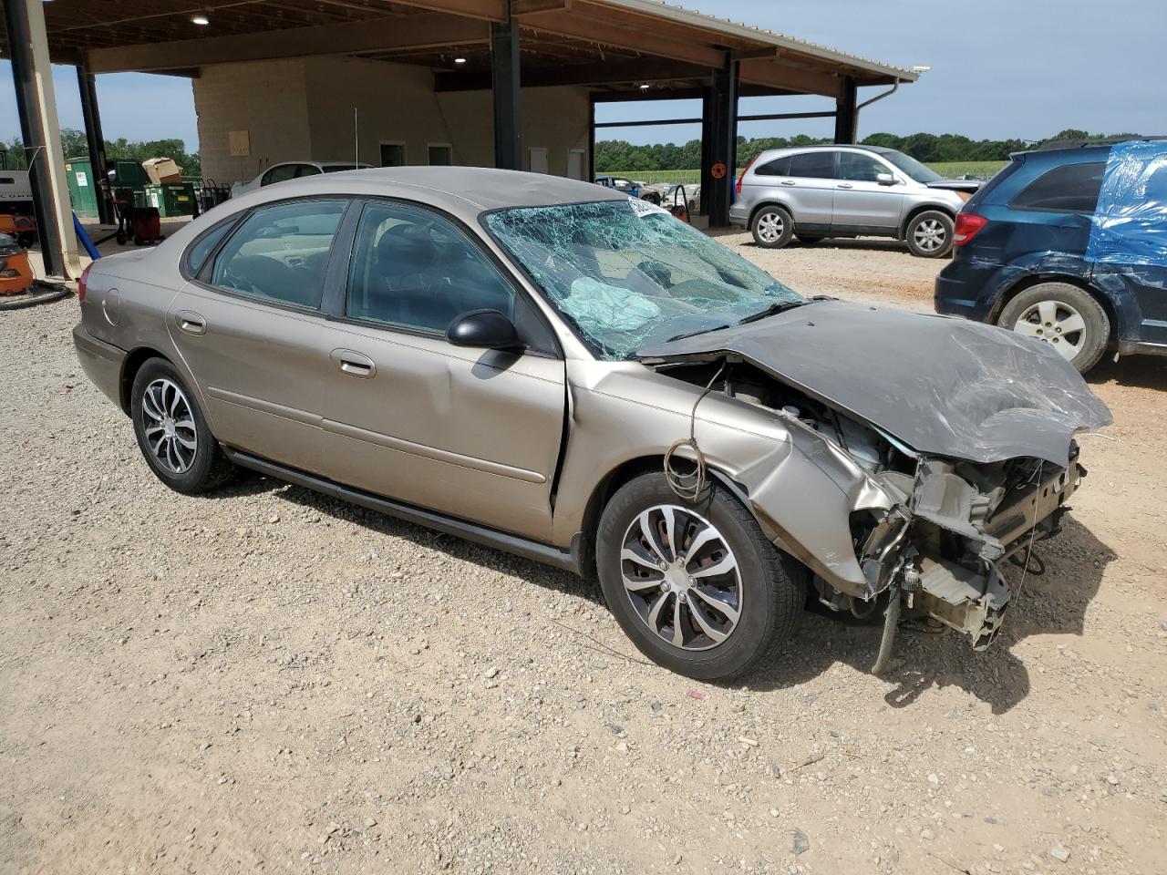 Lot #2753947057 2005 FORD TAURUS SE