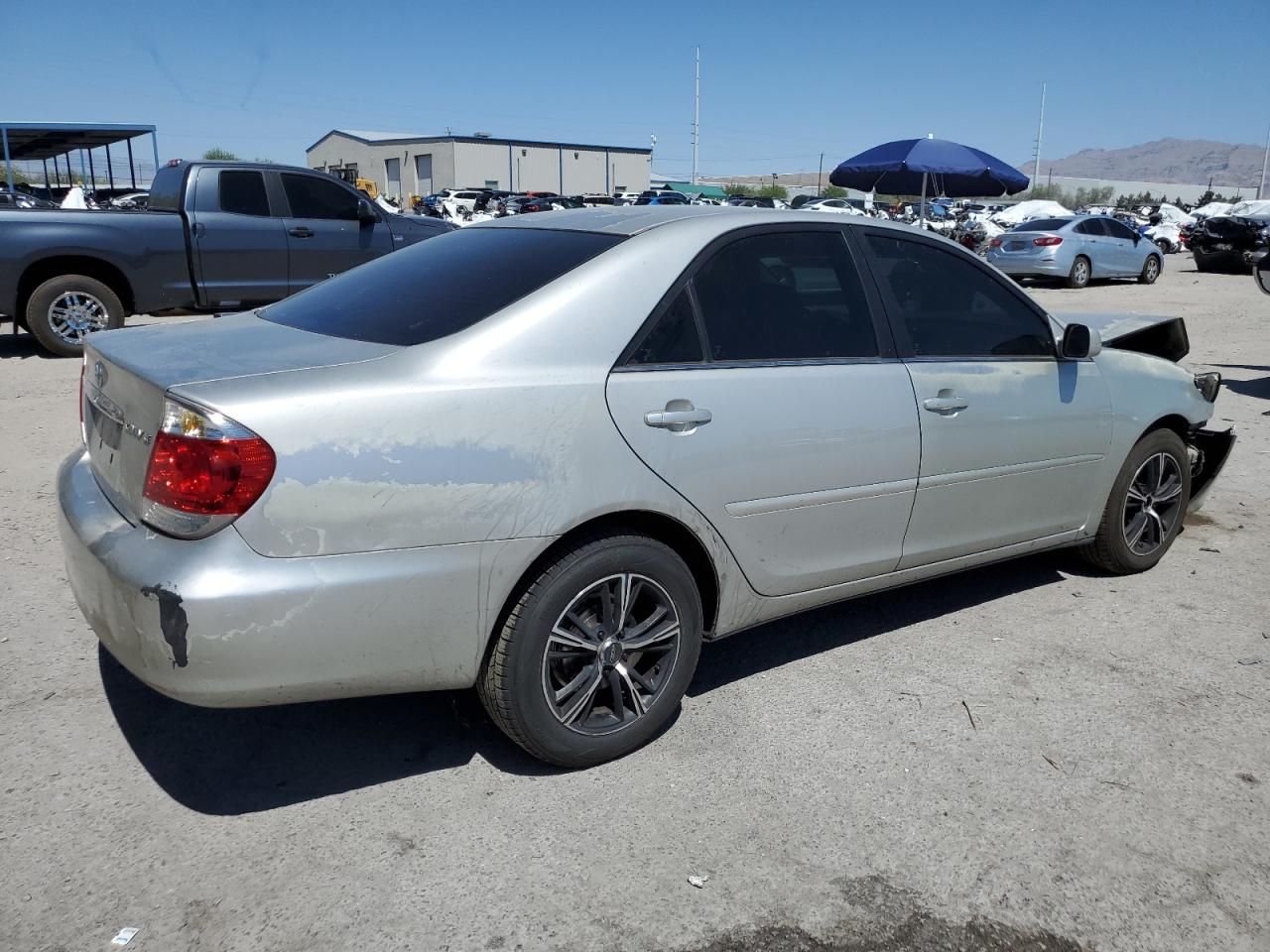 4T1BE32K55U565284 2005 Toyota Camry Le