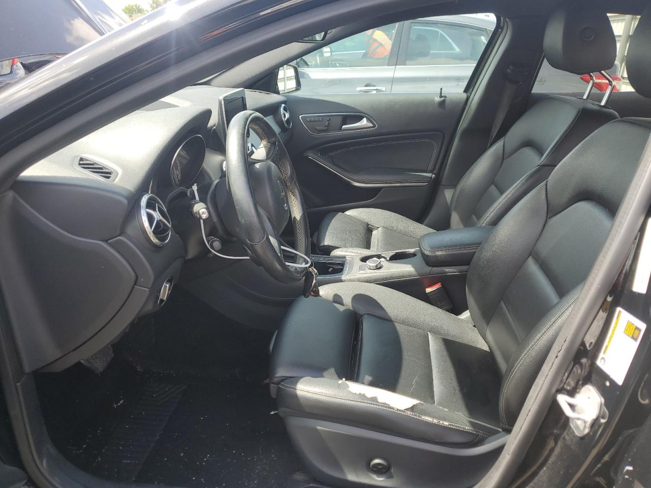 WDCTG4GB9HJ339430 2017 Mercedes-Benz Gla 250 4Matic