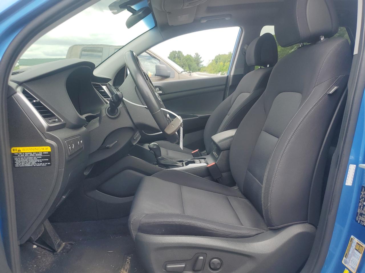 KM8J3CA23JU727426 2018 Hyundai Tucson Value