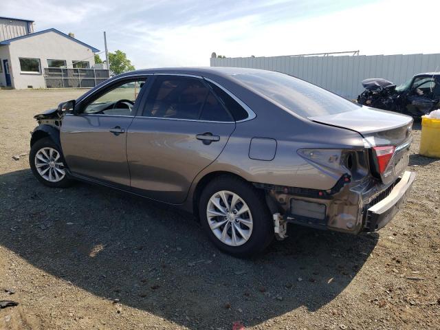 4T1BF1FK9HU693155 2017 TOYOTA CAMRY - Image 2