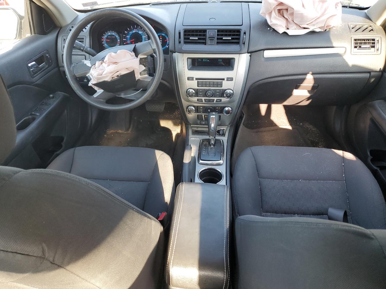 3FAHP0HA2CR261927 2012 Ford Fusion Se