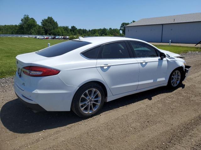 VIN 3FA6P0HD1KR248747 2019 Ford Fusion, SE no.3