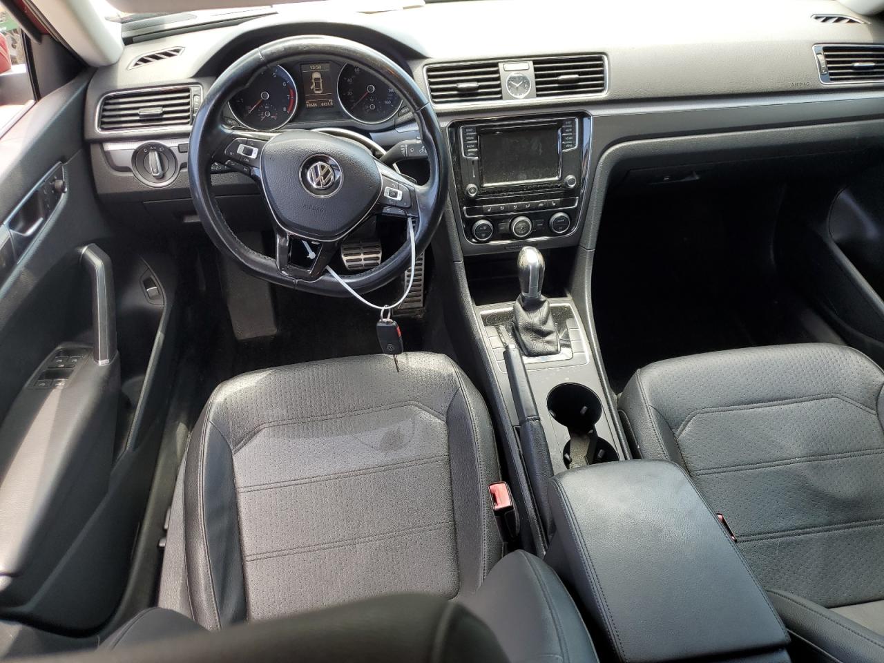 1VWDT7A31HC043134 2017 Volkswagen Passat R-Line