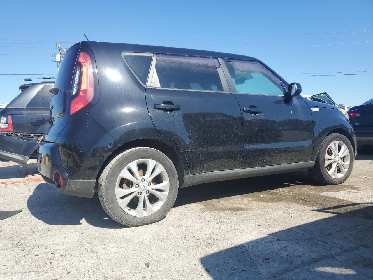 2016 Kia Soul + vin: KNDJP3A53G7366113