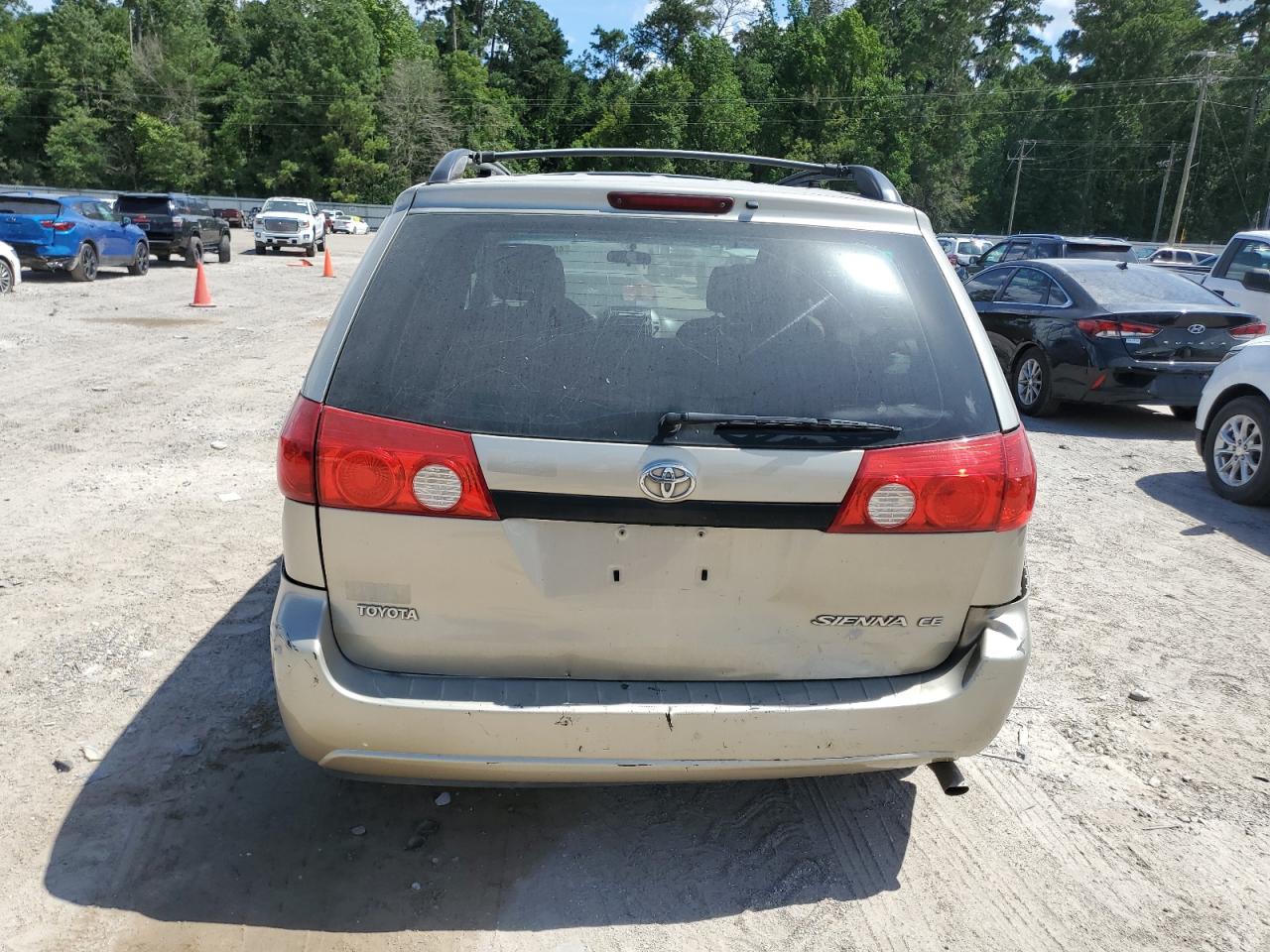 5TDZK23CX8S207765 2008 Toyota Sienna Ce