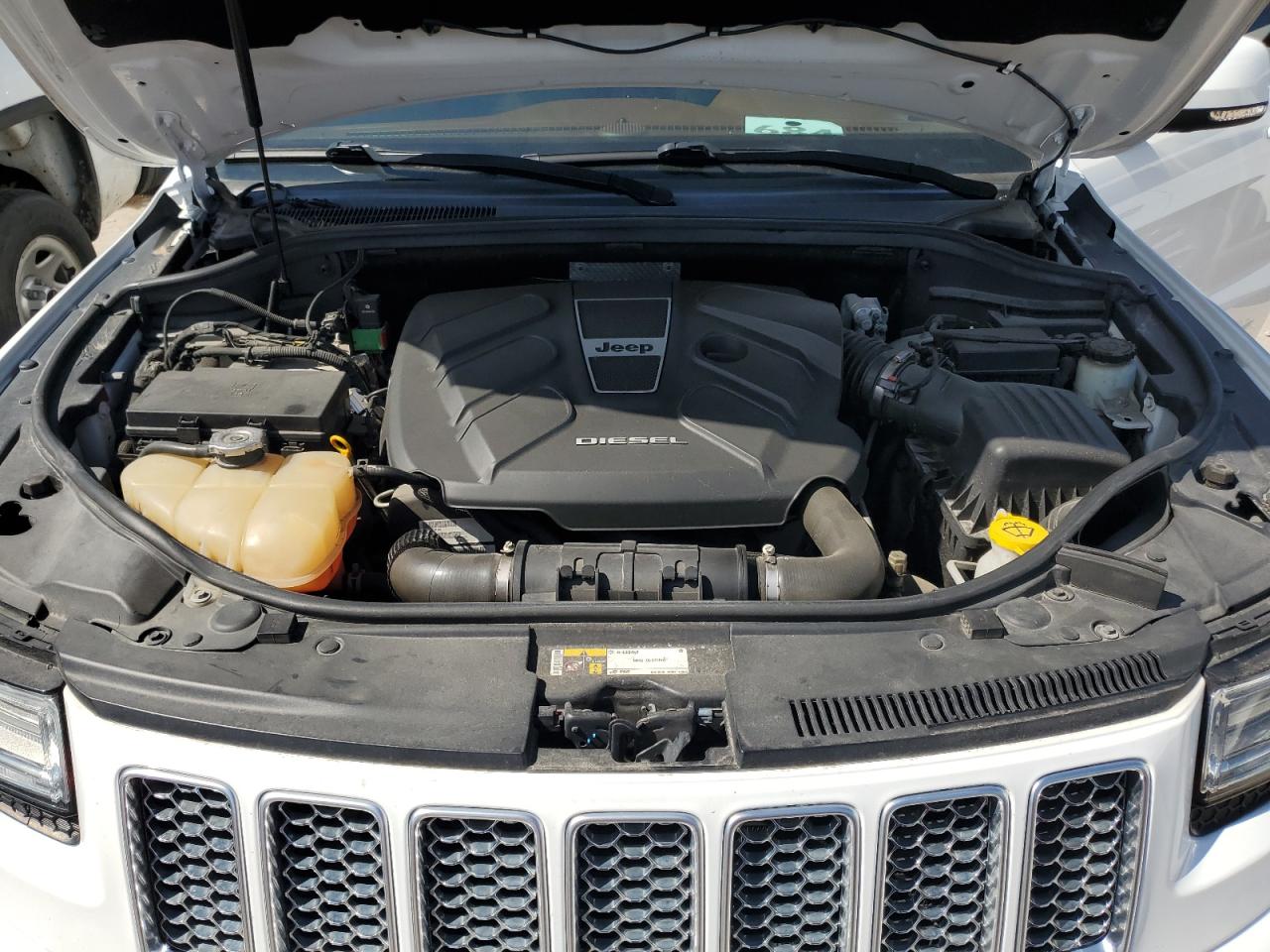 1C4RJFJM4FC105608 2015 Jeep Grand Cherokee Summit