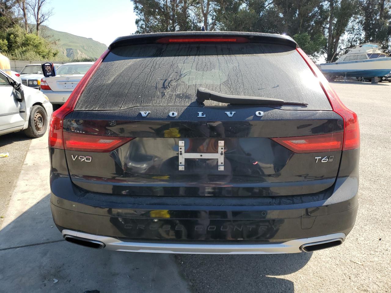 YV4A22NL7H1004532 2017 Volvo V90 Cross Country T6 Inscription