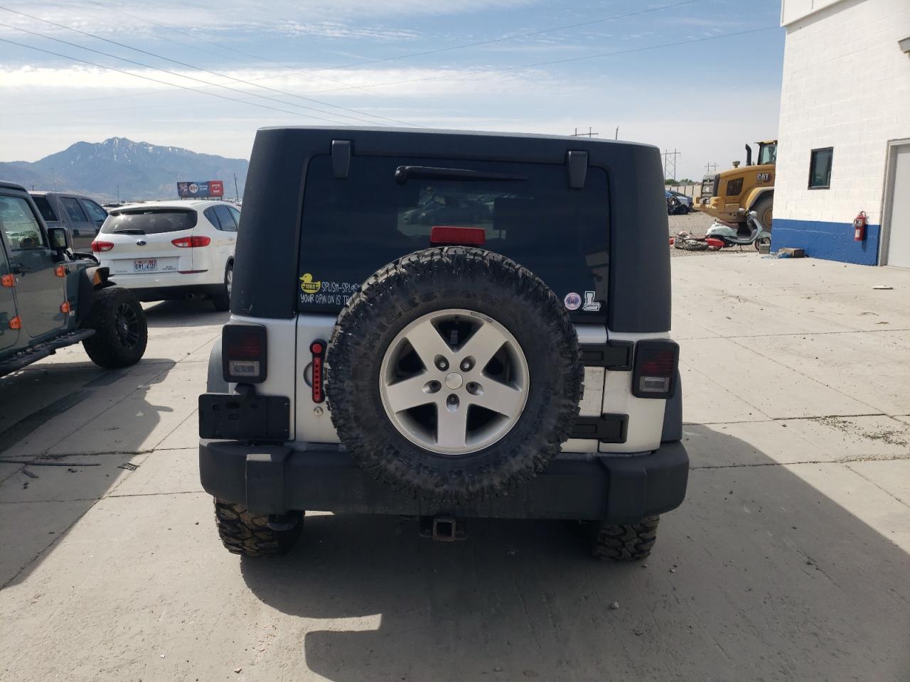 1J4HA3H16AL160800 2010 Jeep Wrangler Unlimited Sport