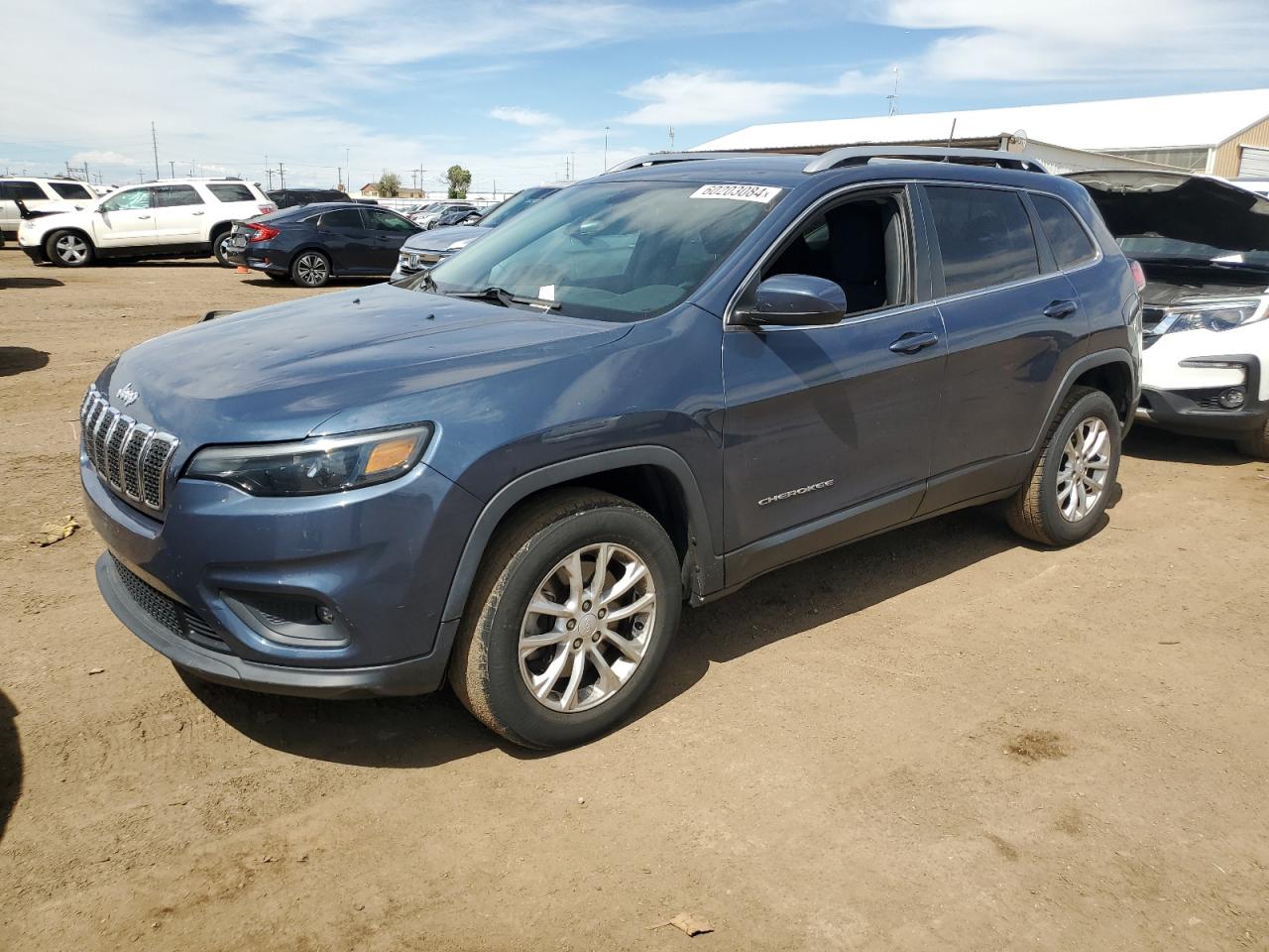 1C4PJMCB9KD379849 2019 Jeep Cherokee Latitude