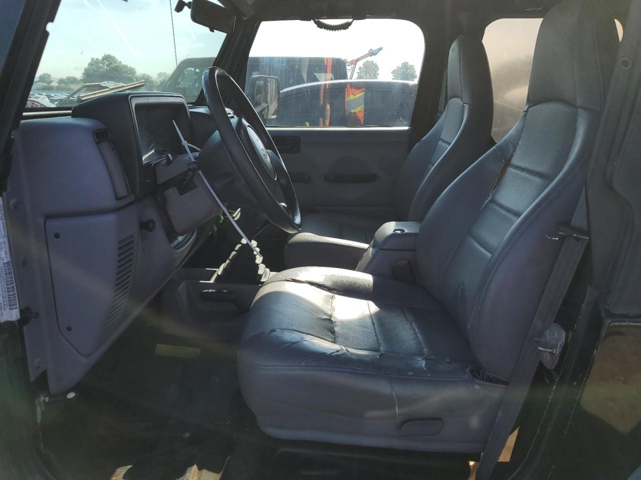 1J4FY19S4WP718383 1998 Jeep Wrangler / Tj Sport