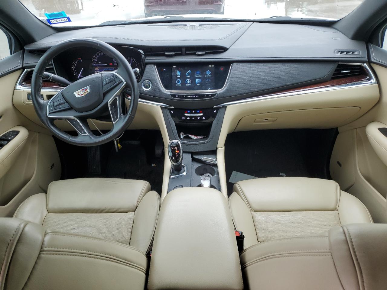 1GYKNDRS5HZ238269 2017 Cadillac Xt5 Luxury