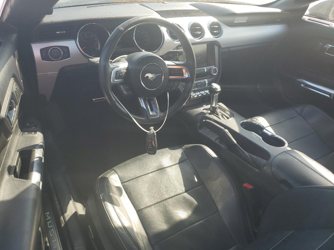 1FA6P8TH6F5369596 2015 Ford Mustang