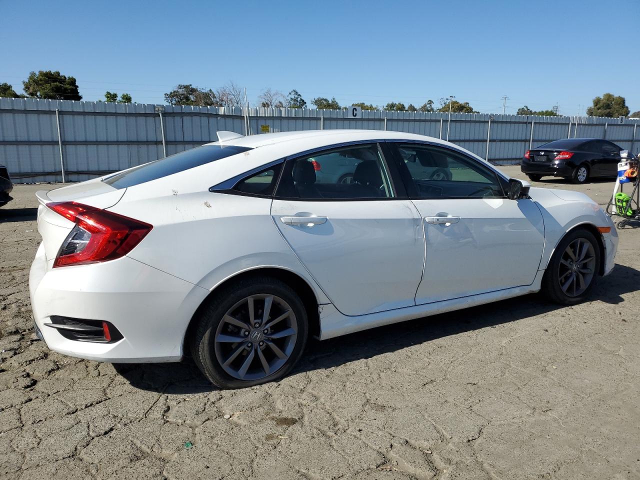 19XFC1F77KE213775 2019 Honda Civic Exl