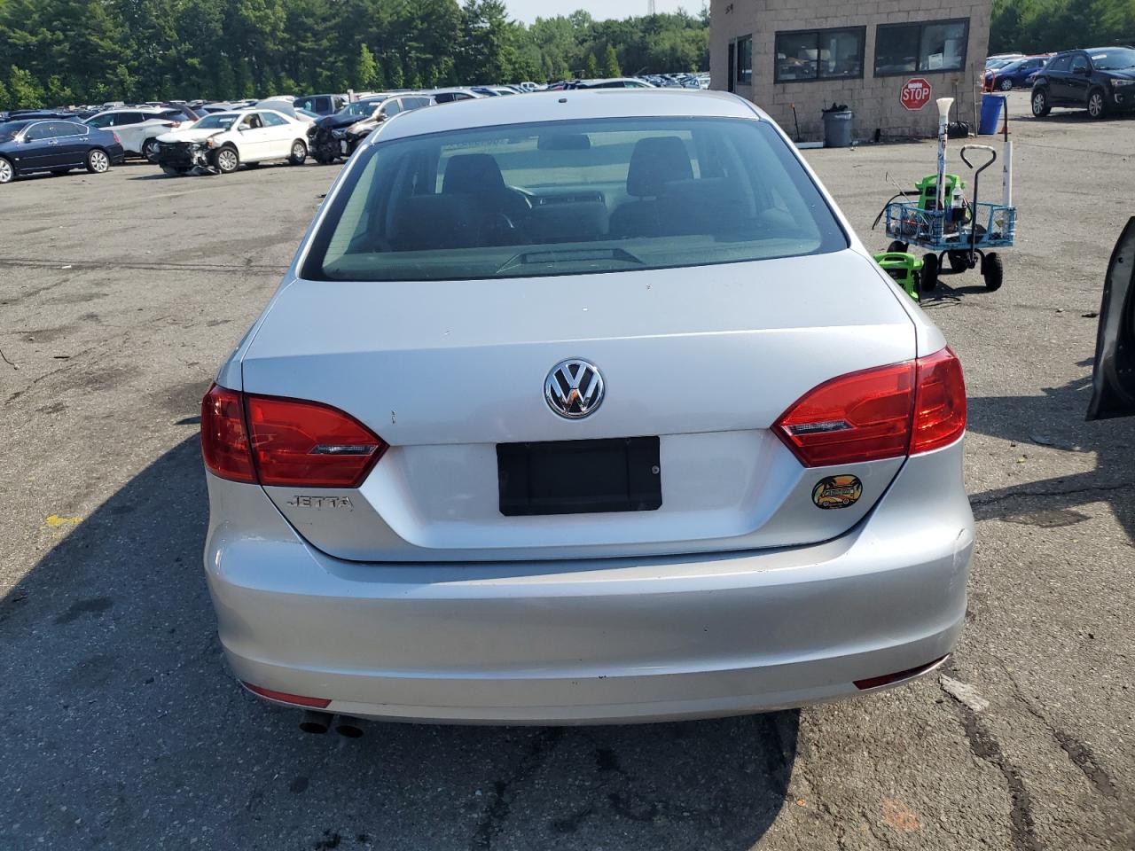 2014 Volkswagen Jetta Base vin: 3VW2K7AJ5EM242237