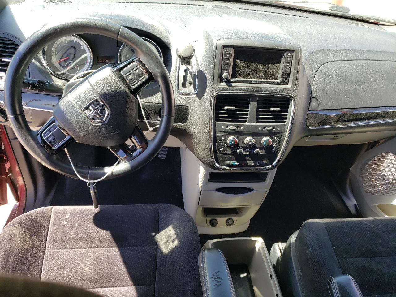 2C4RDGBG6ER366217 2014 Dodge Grand Caravan Se