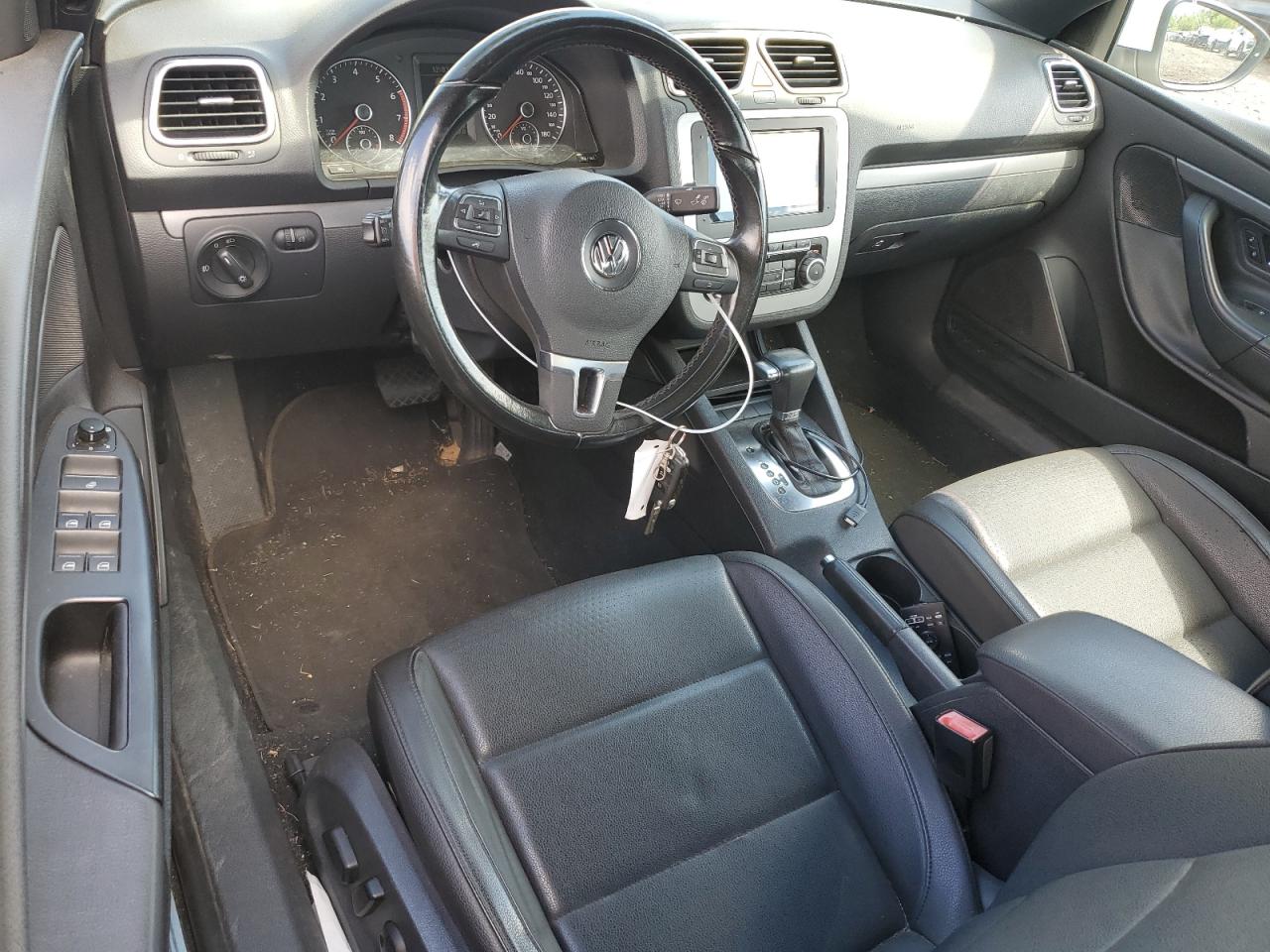 WVWBA7AHXBV001178 2011 Volkswagen Eos Komfort