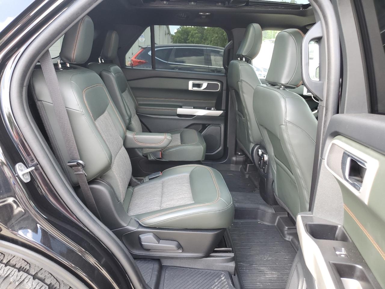 1FMSK8JH3NGB10959 2022 Ford Explorer Timberline