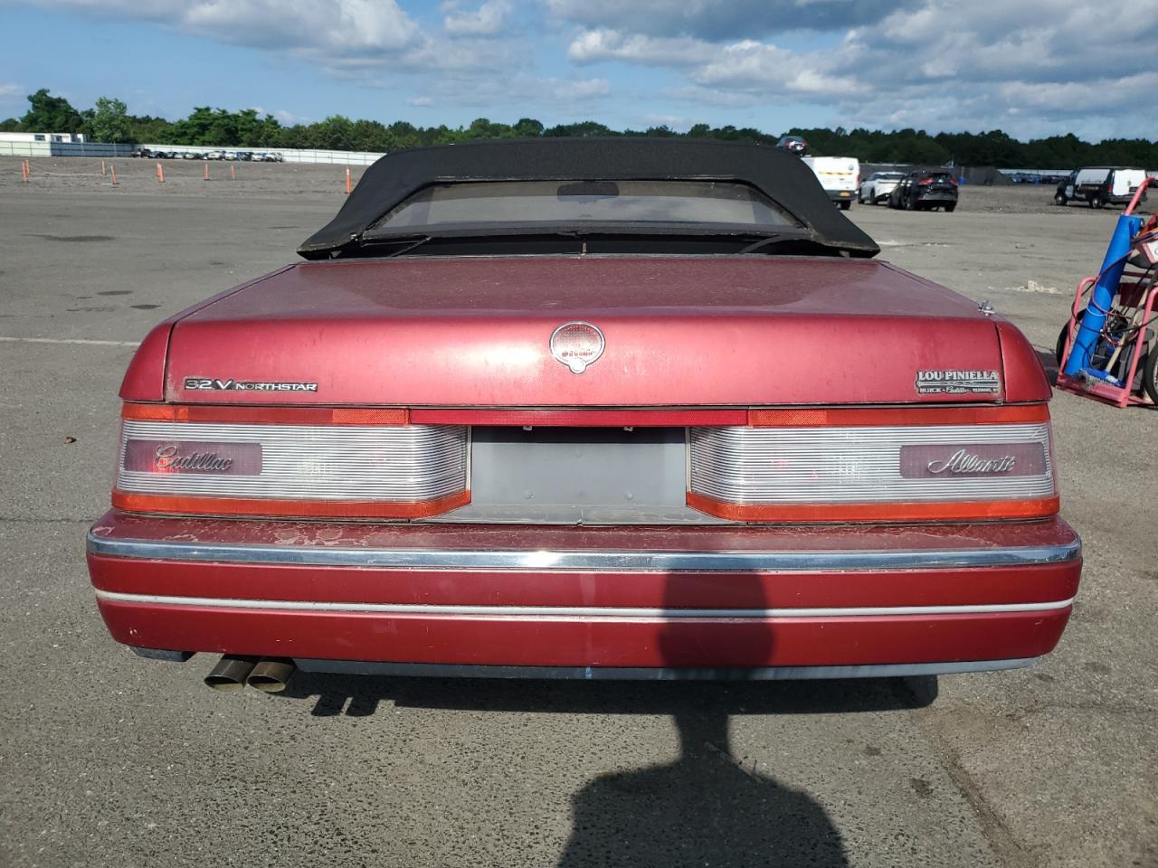 1G6VS339XPU125198 1993 Cadillac Allante