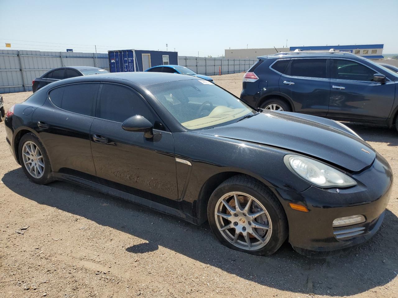 WP0AA2A76CL019437 2012 Porsche Panamera 2