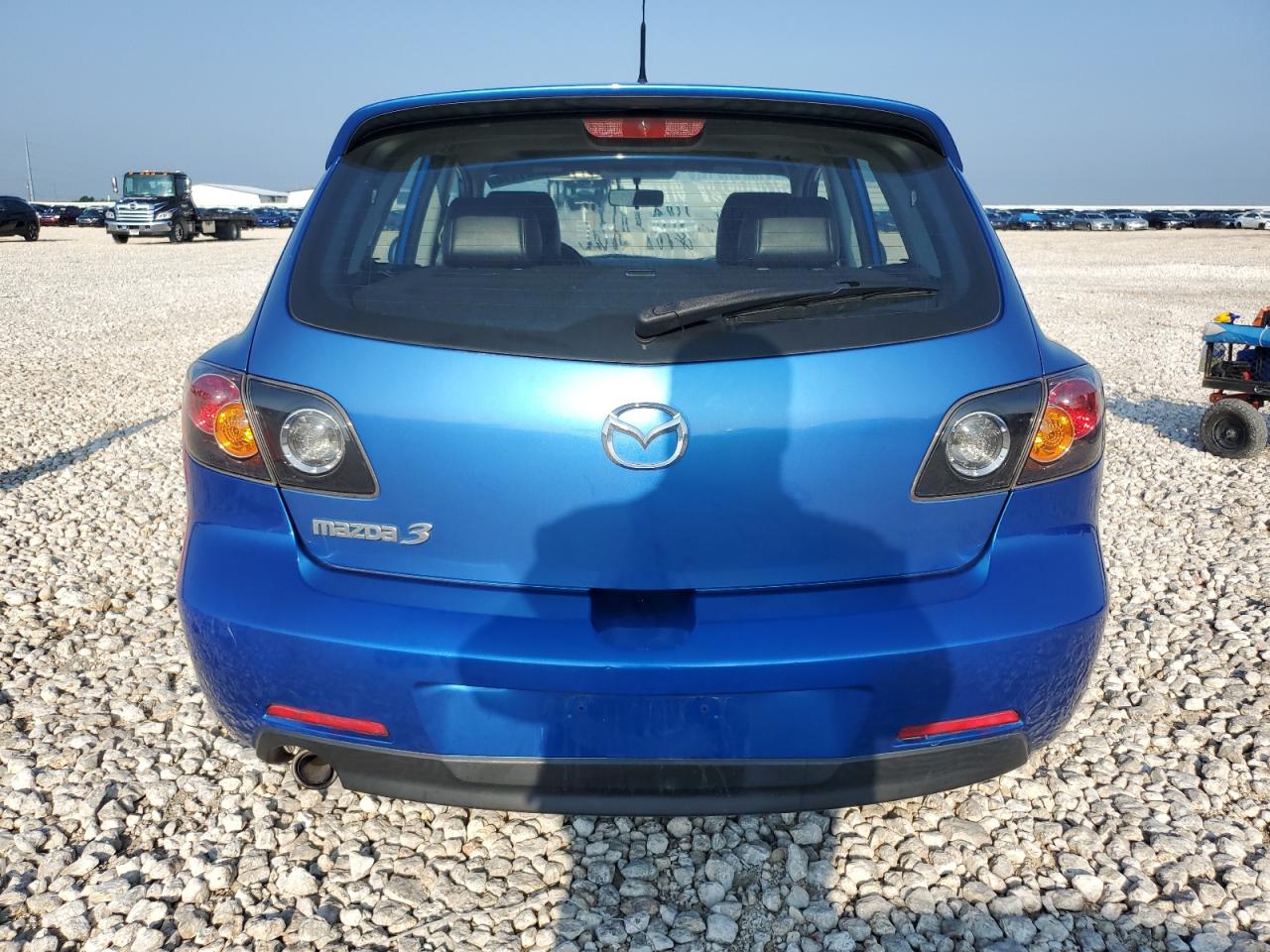 JM1BK343751350140 2005 Mazda 3 Hatchback