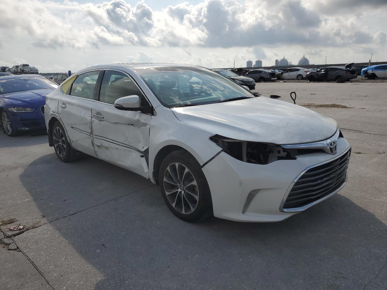 4T1BK1EB4GU209470 2016 Toyota Avalon Xle