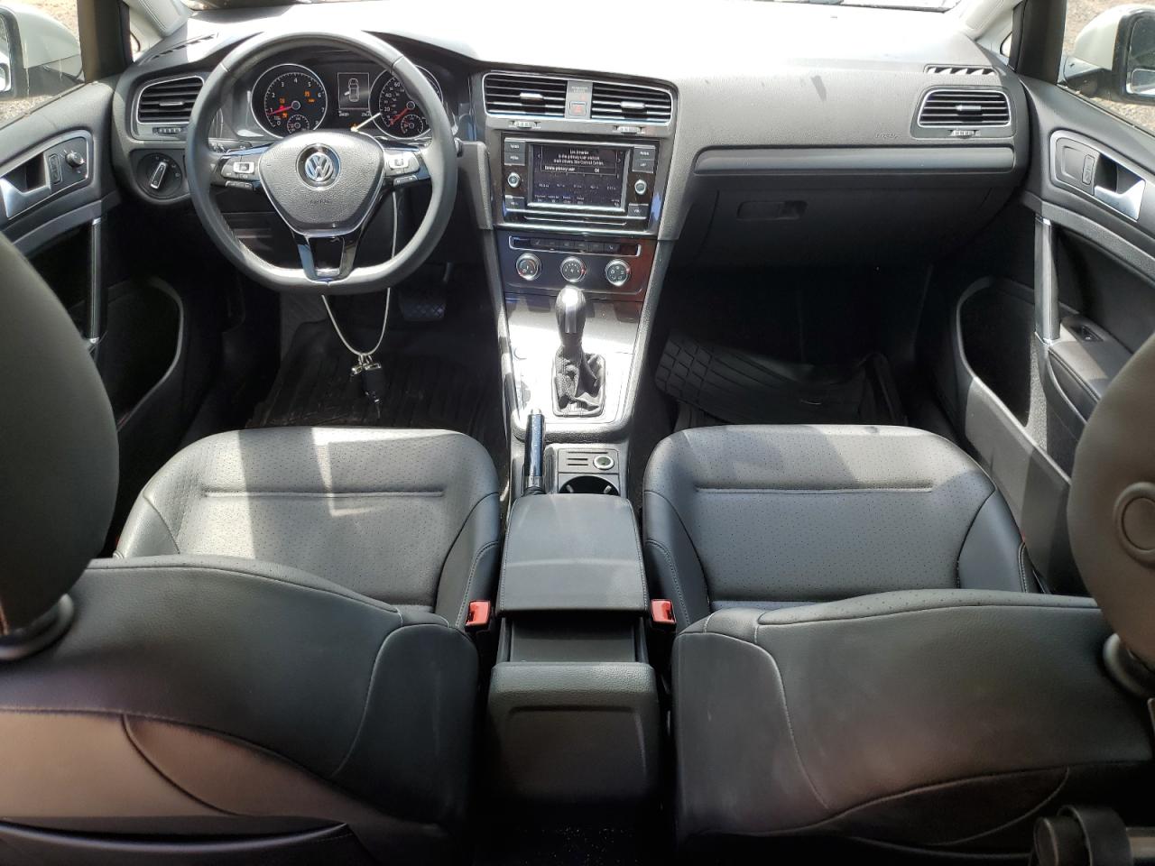 3VWG57AU5MM008301 2021 Volkswagen Golf