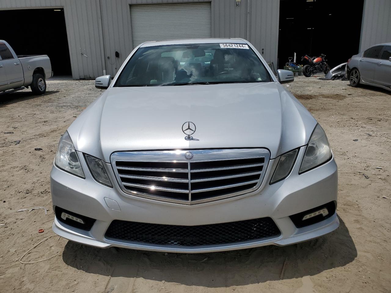 WDDHF5GB8BA360190 2011 Mercedes-Benz E 350