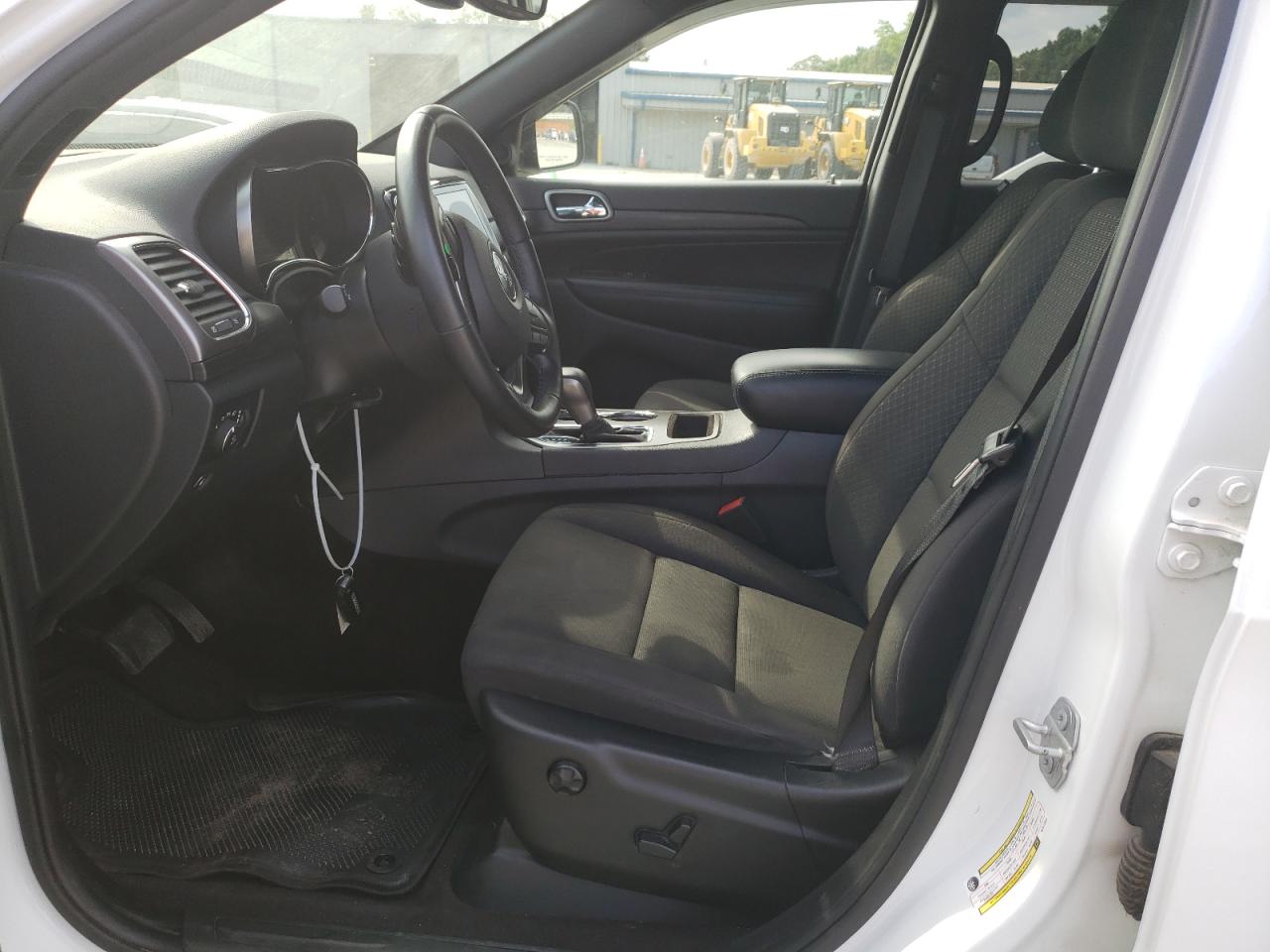 1C4RJEAG1KC571852 2019 Jeep Grand Cherokee Laredo