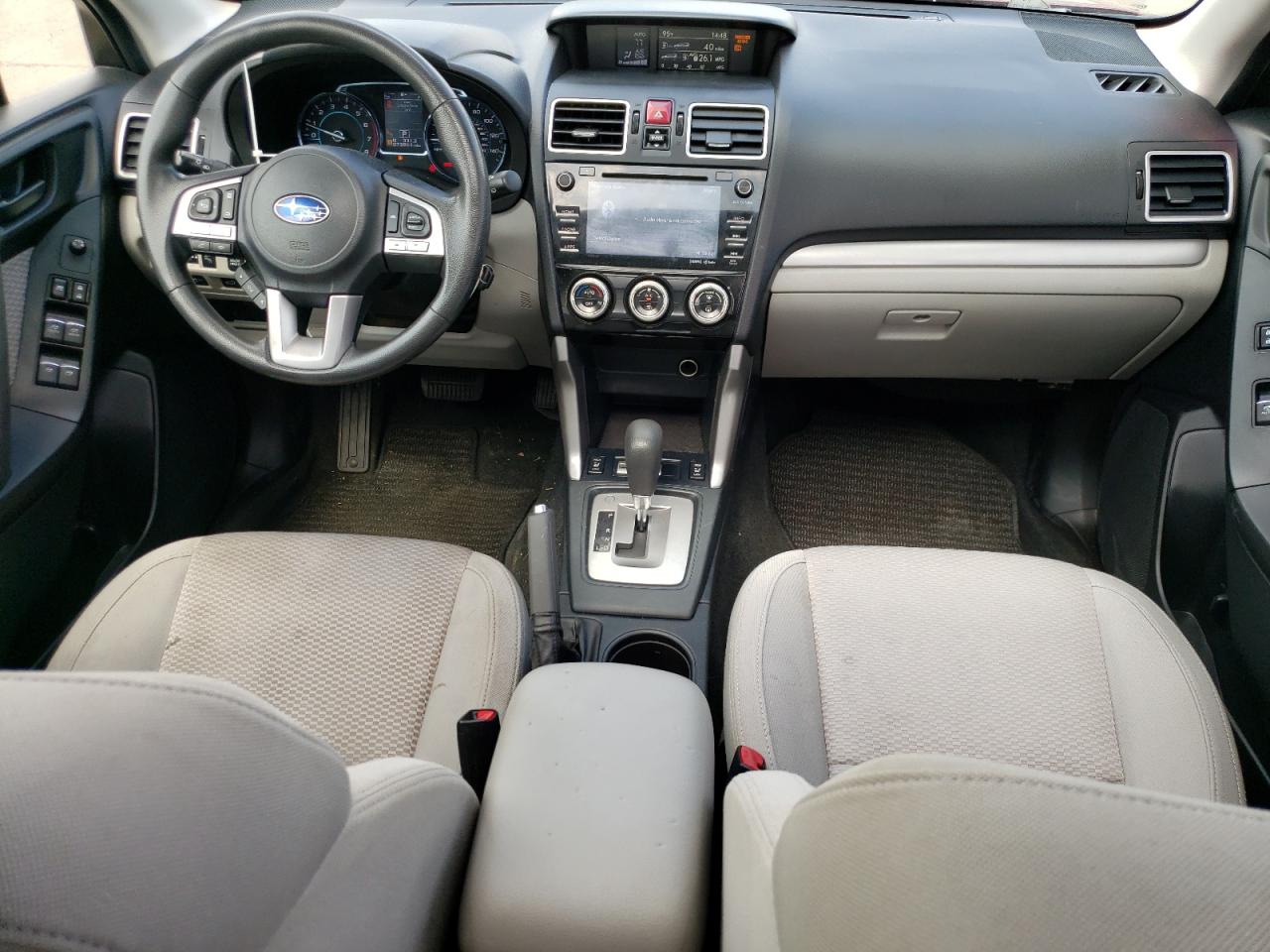 JF2SJAGC9JH486694 2018 Subaru Forester 2.5I Premium