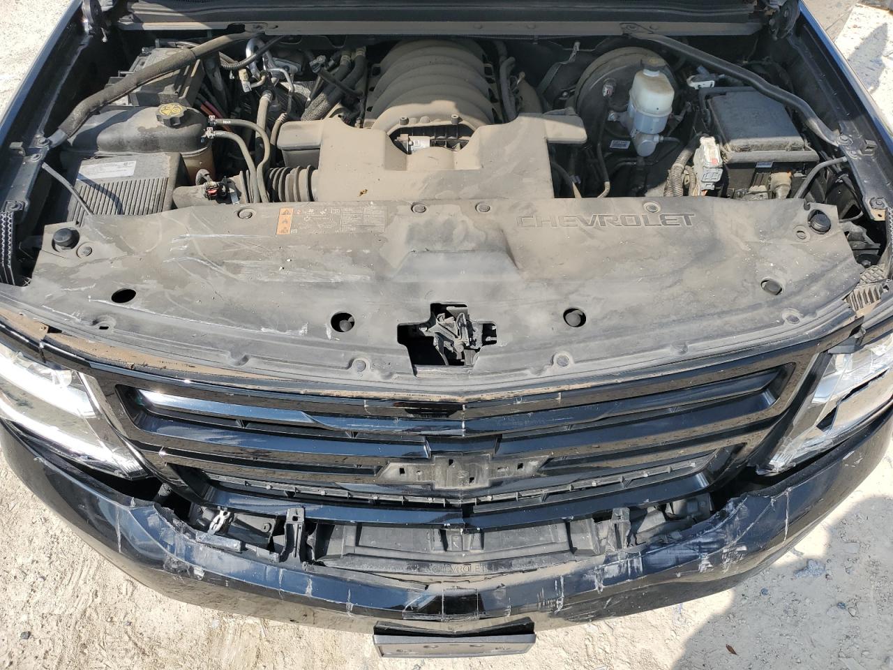 1GNSCHKC5JR389664 2018 Chevrolet Suburban C1500 Lt