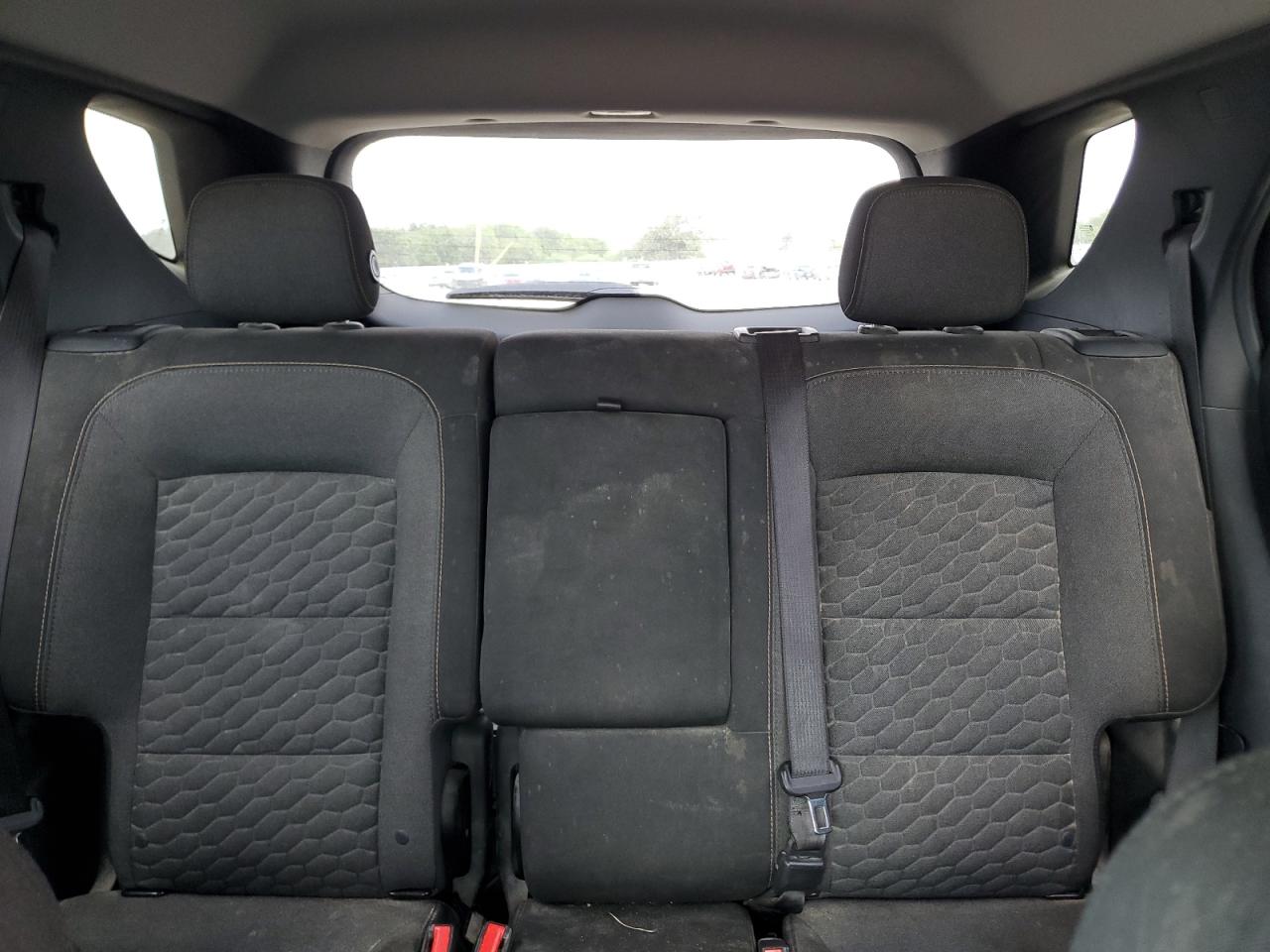 2GNAXJEV9J6191833 2018 Chevrolet Equinox Lt