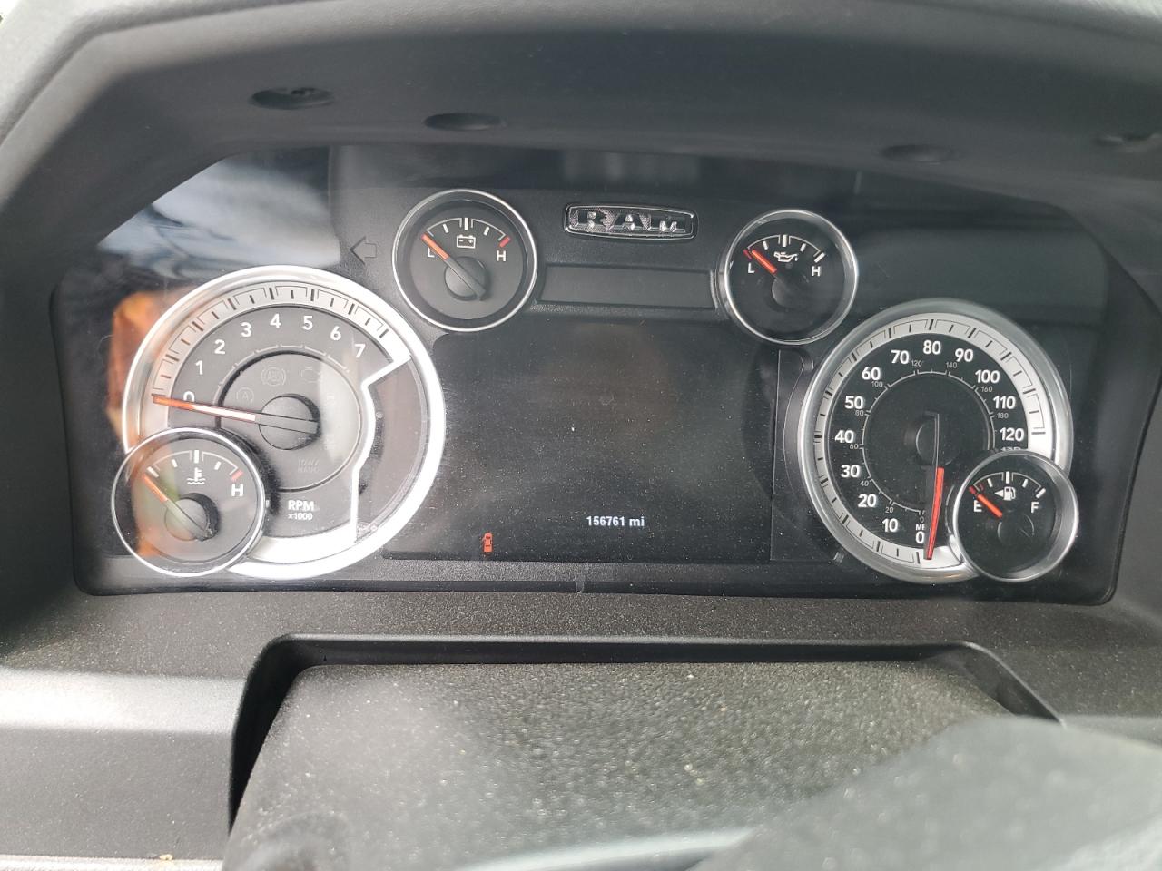 1C6RR7TT5ES443999 2014 Ram 1500 Slt