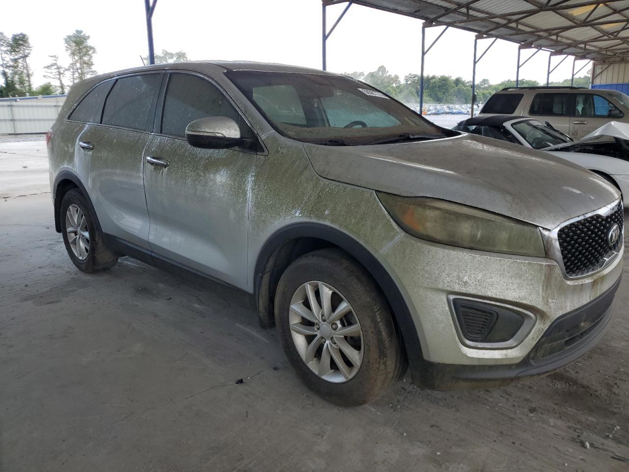 2016 Kia Sorento Lx vin: 5XYPG4A39GG016471