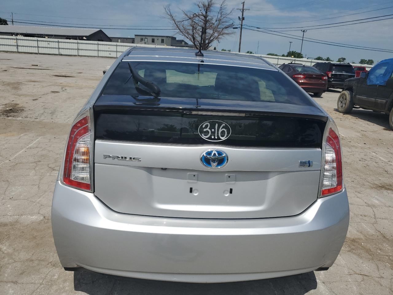 JTDKN3DU7F1908957 2015 Toyota Prius