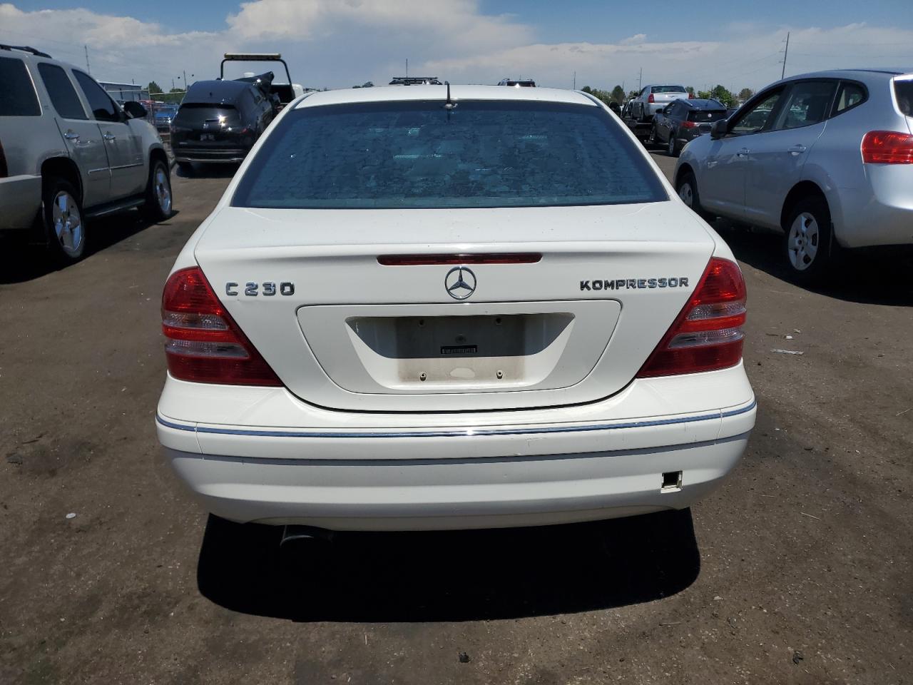 WDBRF40J55F706308 2005 Mercedes-Benz C 230K Sport Sedan