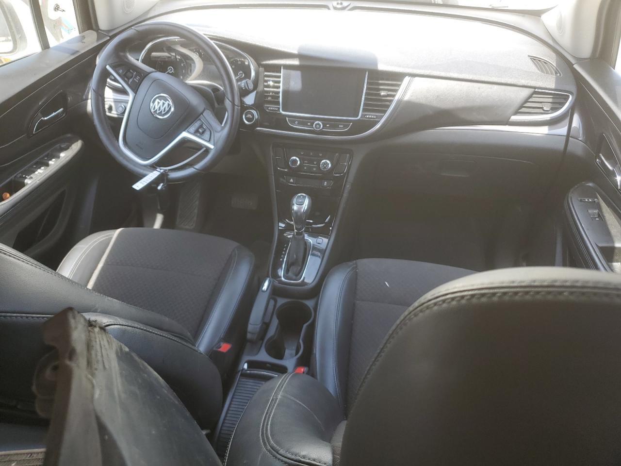 KL4CJASB8KB909863 2019 Buick Encore Preferred